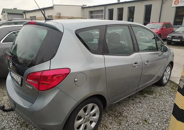 Opel Meriva cena 26800 przebieg: 140500, rok produkcji 2011 z Halinów małe 37